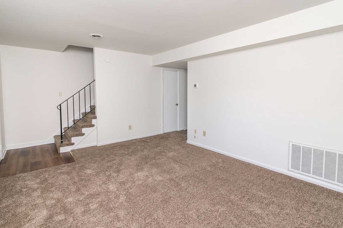 Hickory Hill Townhomes Livingroom